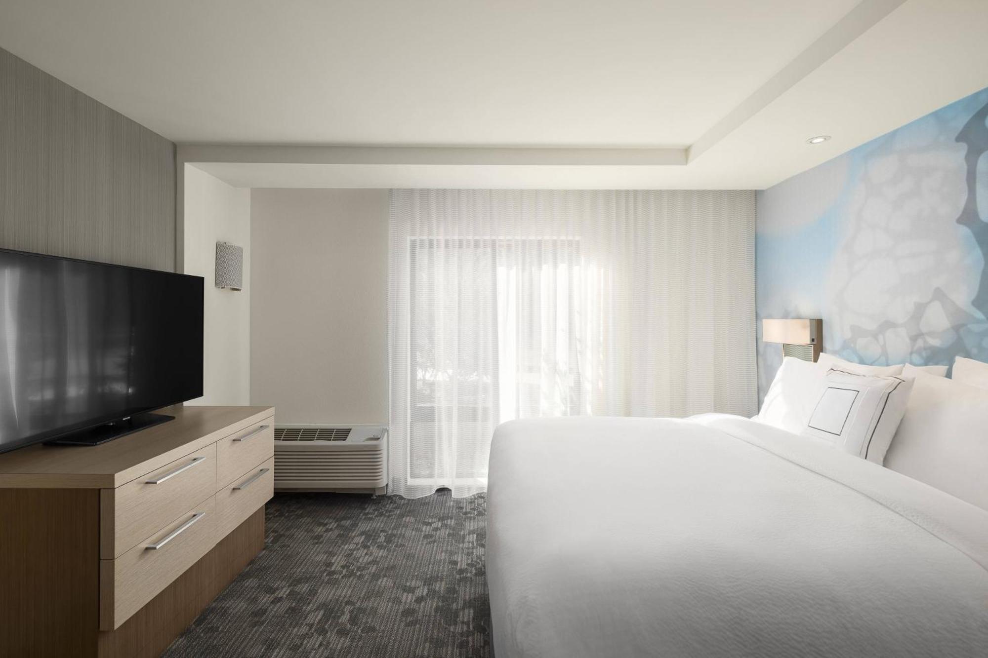 Courtyard By Marriott Seattle Northgate Otel Dış mekan fotoğraf