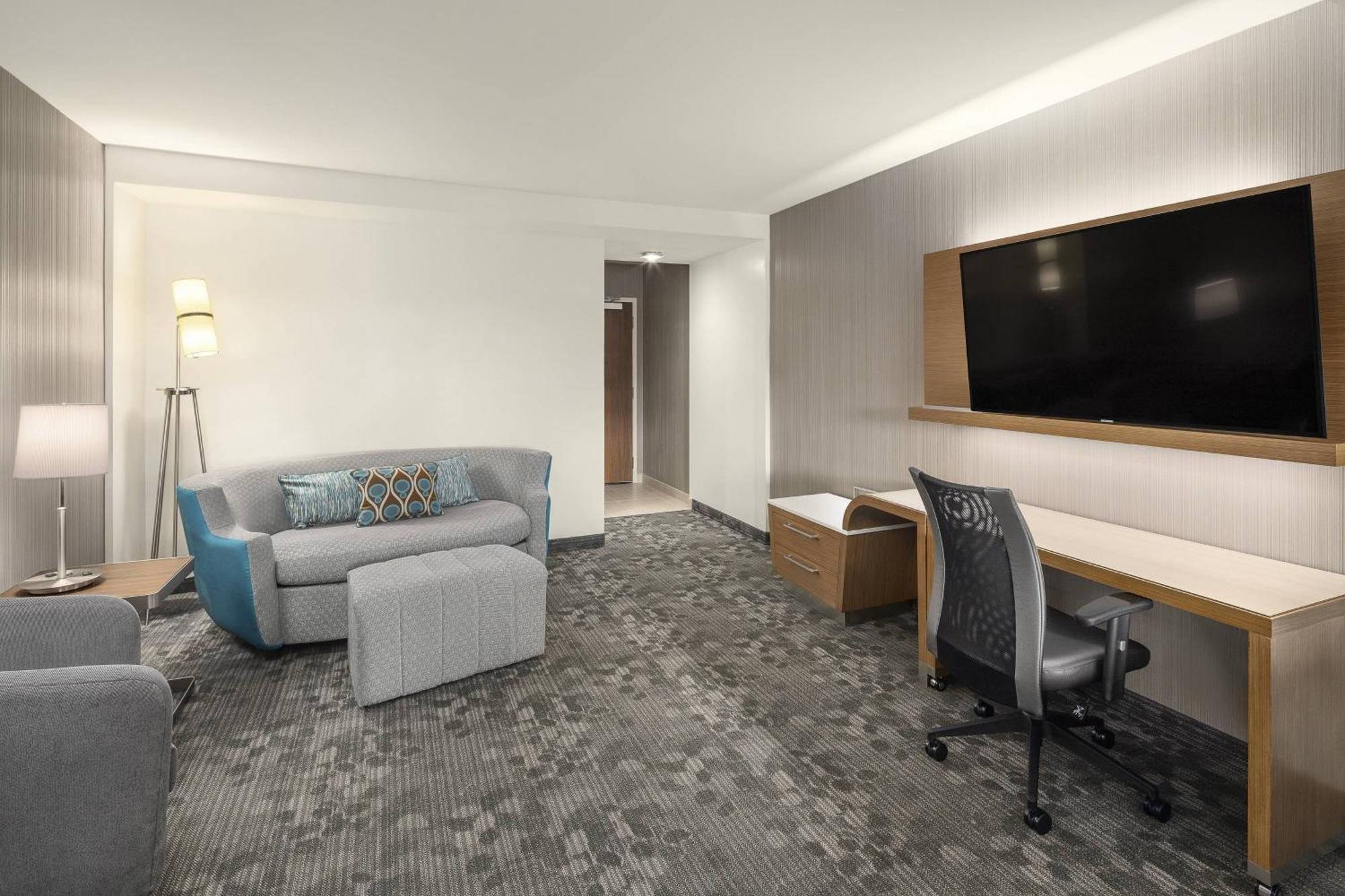 Courtyard By Marriott Seattle Northgate Otel Dış mekan fotoğraf